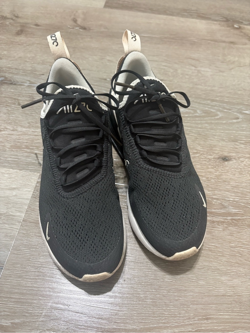 Nike Black and Cream Lightweight Running Shoes